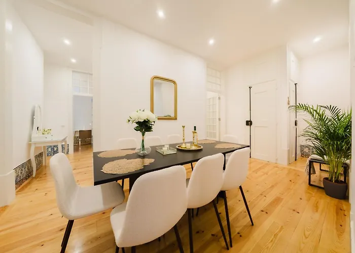 דירה Heart Of Luxe For 10