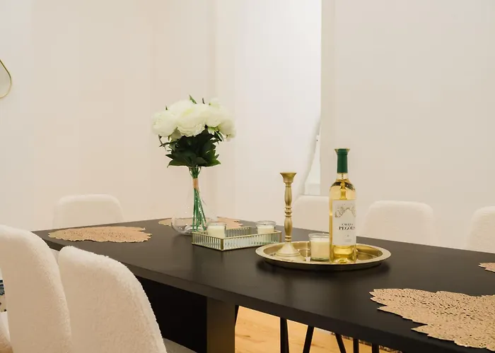 דירה Heart Of Luxe For 10 *