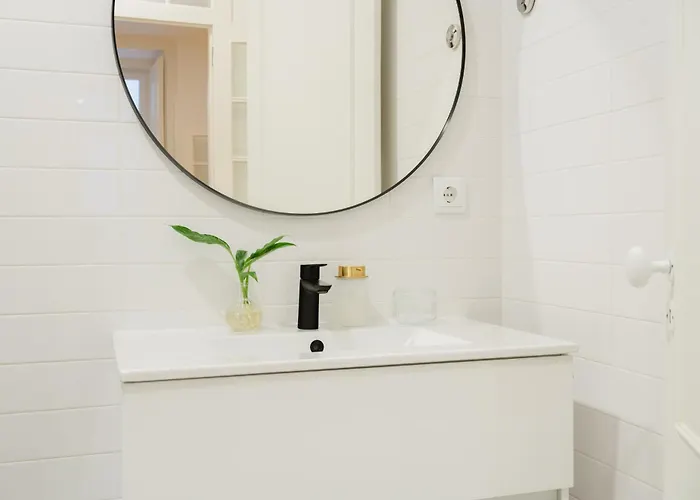 Heart Of Luxe For 10 *