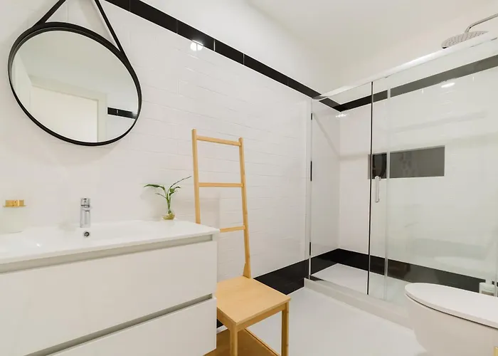 דירה Heart Of Luxe For 10