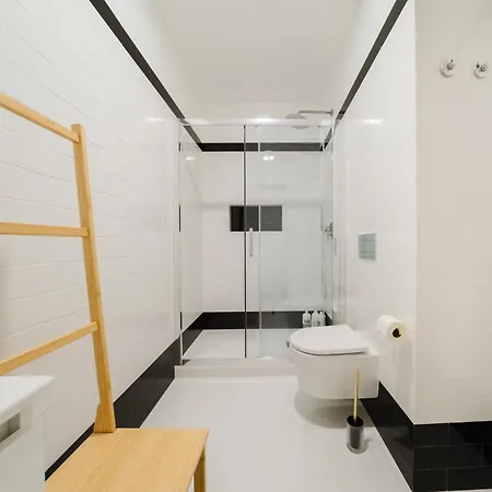 Heart Of Lisbon Luxe Stay For 10 Apartment